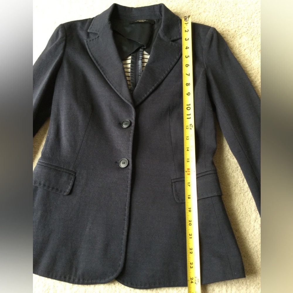 Weekend Max Mara navy blazer - Picture 5 of 12